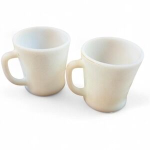 Set of 2‎ vintage milk glass coffee mugs anchorhocking white